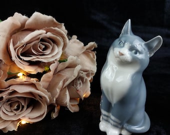 Royal Copenhagen Cat Figurine #1803 - 1956 Danish Porcelain