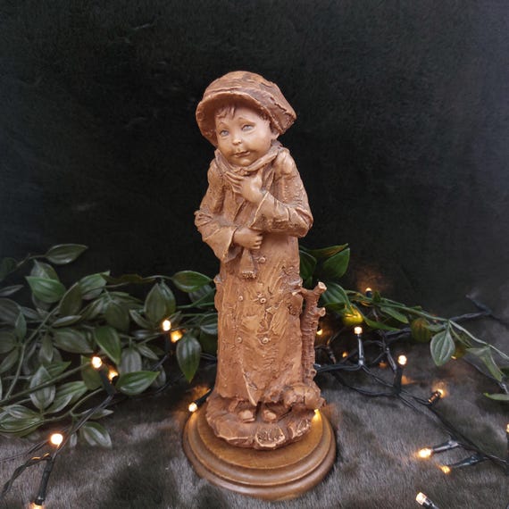 イタリア製カポディモンテ 陶人形 カメラを持った少年 Capodimonte