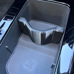 VW ID.4/ID.5 Przegroda konsoli środkowej