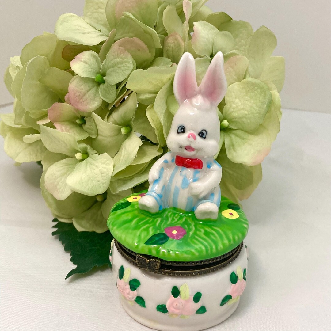 Easter Bunny Ornament Box main image 1