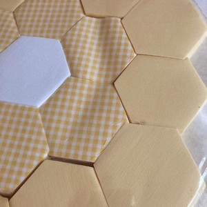 Yellow Flower Garden Pre-Cut Quilt Patches, Country Patchwork Perfect Quilt Pieces Kit for 42 Blocks, Quilting Fabrics, Hexagon