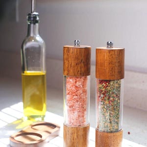 Minimalist Wooden Salt and Pepper Grinder Set | Classy Pepper and Salt Mill Set | Elegant Manual Grinder 2 grinders + 1 Base