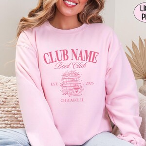 Camiseta personalizada Comfort Colors® para club de lectura con nombre personalizado, camiseta para mamá de club de lectura, camiseta para chica amante de la lectura, ideas de regalo para lectoras. Light Pink