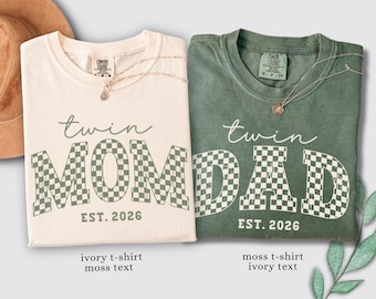 Camiseta personalizada para mamá y papá de gemelos, colores cómodos, regalo para padres de gemelos, camiseta para mamá de gemelos, anuncio de embarazo para niña/mamá de gemelos