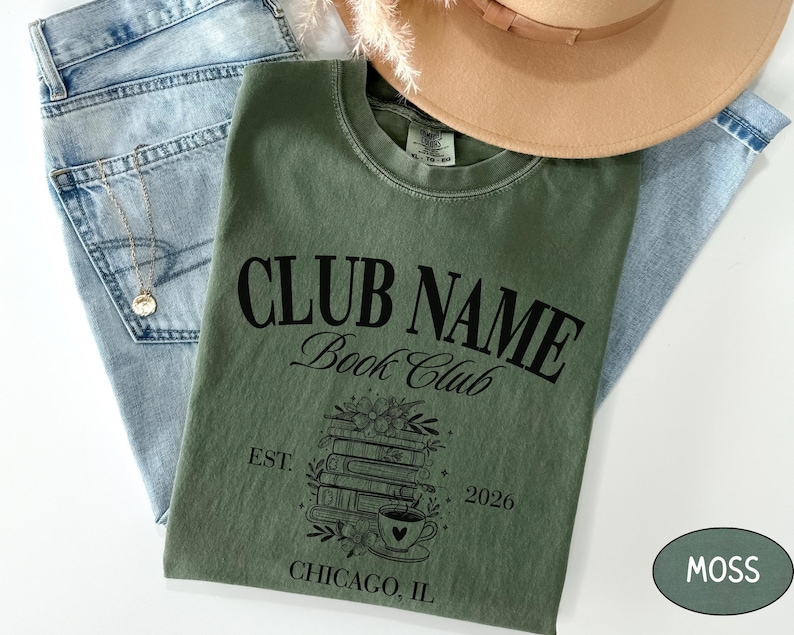Camiseta personalizada Comfort Colors® para club de lectura con nombre personalizado, camiseta para mamá de club de lectura, camiseta para chica amante de la lectura, ideas de regalo para lectoras. Moss