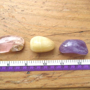 Kit de 6 piedras rodadas grandes: amatista, cuarzo rosa, cornalina, ópalo musgo, rodocrosita y piedra luna imagen 8