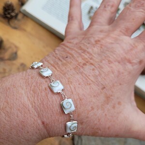 Vive la St Valentin avec ce bracelet minimaliste en argent et oeil Ste Lucie en forme de carrés : Coup De Coeur image 8