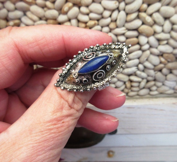 Une ancienne bague orientale en argent massif 925 reflets laiton avec cabochon ancienne lapis lazuli pour le cote vintage Etsy France