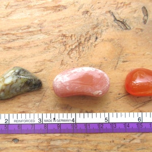 Kit de 6 piedras rodadas grandes: amatista, cuarzo rosa, cornalina, ópalo musgo, rodocrosita y piedra luna imagen 9