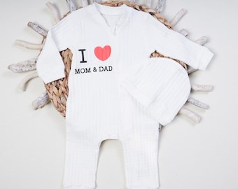 Organic Cotton Baby Onesie Romper: 'I Heart Mom & Dad' Ribbed Set