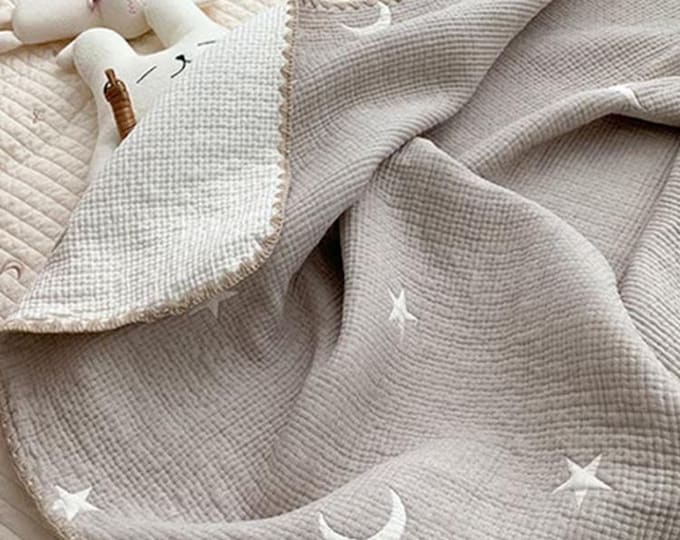 Organic Cotton Reversible Baby Blanket: Natural Colors, Stars and Moon design, Soft & Breathable
