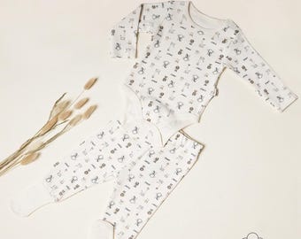Organic Cotton Baby Bodysuit & Pants Set: Jungle Llama Print