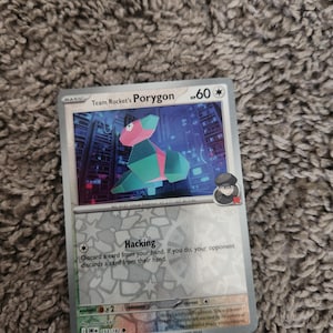 Porygon del Team Rocket 153/182 Comune Destined Rivals Pokemon Scarlet & Violet