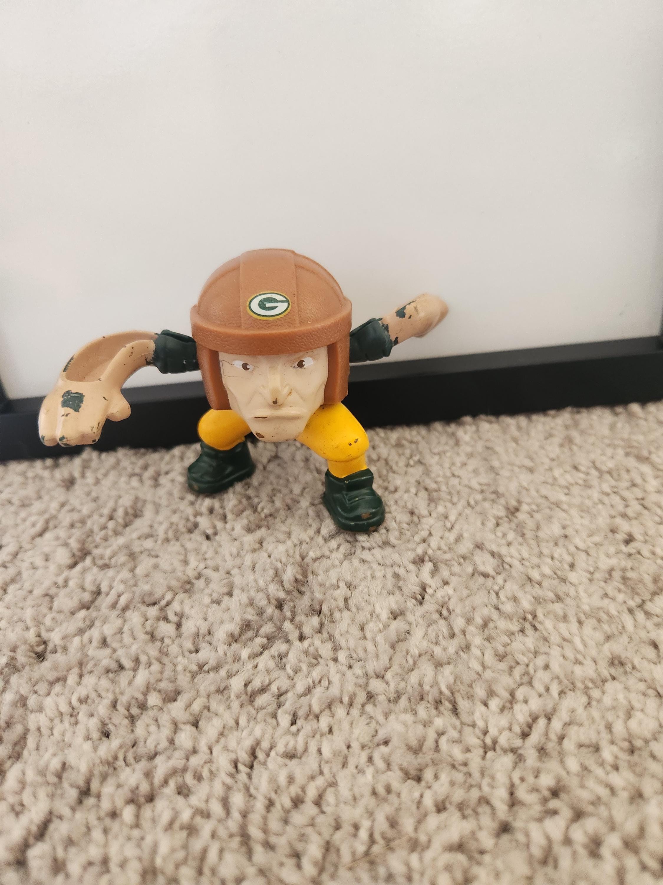 NFL Rush Zone Rusher Greenbay Packers Football Action Figure McDonalds 2013