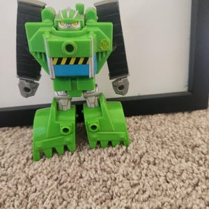 Playskool Heroes Transformers Rescue Bots Boulder,green Bulldozer