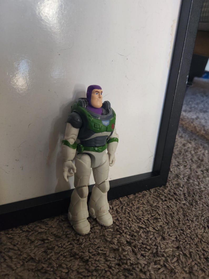 Disney Pixar Lightyear Space ranger Alpha Buzz Lightyear action 5" figure image 4