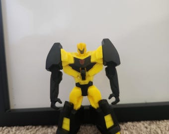 BUMBLEBEE TRANSFORMER 4” Action Figure Mcdonalds HappyMeal plastic toy