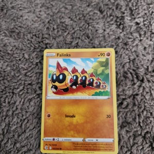 falinks pokemon card Pokemon TCG Falinks V Rebel Clash Full Art Holographic Card 110/192
