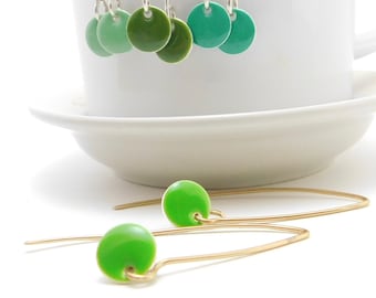 Enamel dot green threaders-Green enamel dainty dot dangle earrings