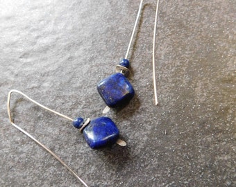 Blauwe Lapis oorbellen / blauwe oorbellen / everday oorbellen / cadeau / / oorbellen / zilver / cadeau voor haar / sterling sliver oorbel / bungel oorbellen / draad oorbellen