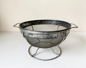 Wire Mesh Colander, Garden Strainer, Primitive Kitchen, Kitchen Strainer, Rustic Home Cabin, Berry Picking Bowl, Vintage Kitchenware