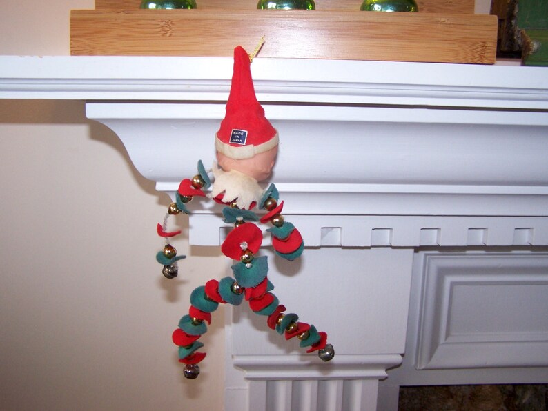 Vintage Felt and Bead Red and Green Beaded Felt Elf Poseable Elf Christmas Elf Knee Hugger Christmas Pixie Christmas Decoration