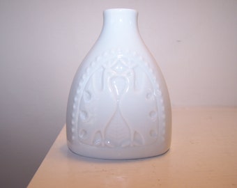 Porsgrund Norway, Tiny White Vase, Love Birds Design, Porsgrund Norway 61, 3 Inch Mini Vase, Small Weedpot, Scandinavian Design