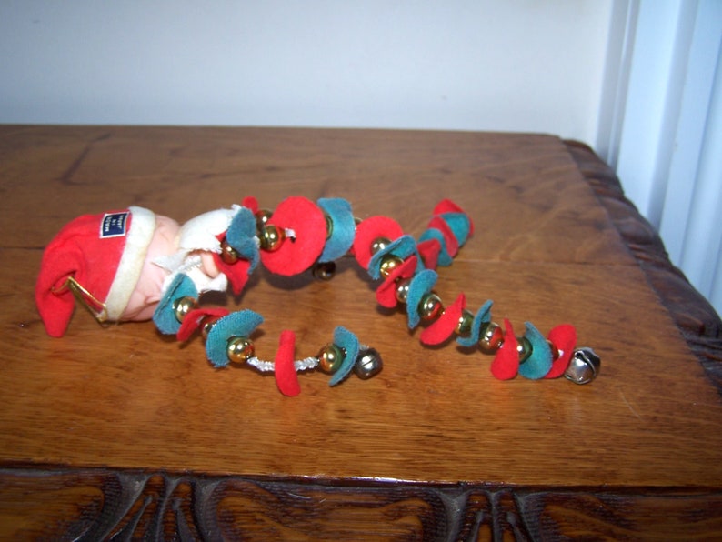 Vintage Felt and Bead Red and Green Beaded Felt Elf Poseable Elf Christmas Elf Knee Hugger Christmas Pixie Christmas Decoration