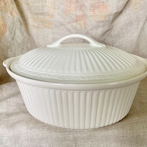 Mikasa Stoneware, Italian Countryside, Covered Casserole, Oval Serving Dish, Creamy White, Mikasa DD900, Vintage, Ribbed Design