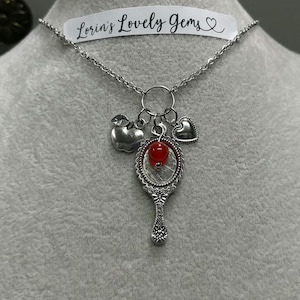 Gemstone Snow White Charm Necklace Carnelian Natural Gemstone Non-tarnish Stainless-Steel Snow White Enchanted Mirror Apple Heart Necklace