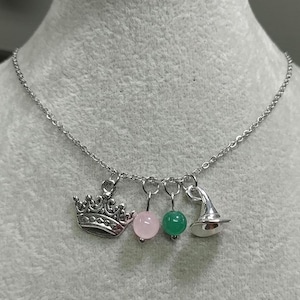 Wicked Charm Necklace Glinda Rose Quartz Crown Necklace Elphaba Aventurine Hat Necklace Natural Gemstone Crystals Stainless-Steel Necklace