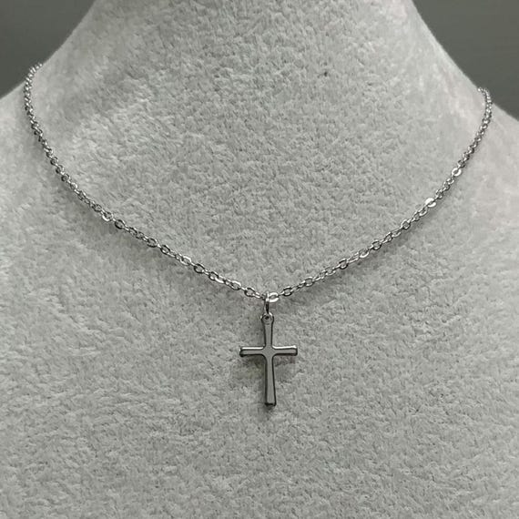 Cross Necklace Non-tarnish Stainless-Steel Cross Necklace Stainless-Steel Cross Pendant Unisex Silver Cross Necklace Stainless-Steel Chain