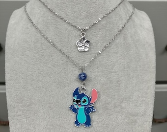 Conjunto de dos collares: Collar con colgante de piedras preciosas, collar con colgante de flor, collar con colgante de jaspe, jaspe azul natural con manchas y cadena de acero inoxidable que no se deslustra.