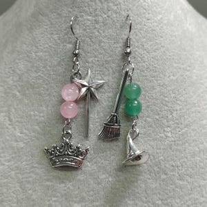 Wicked Mismatched Earrings Rose Quartz Aventurine Natural Gemstone Surgical Stainless-Steel Earrings Glinda Wand Crown Elphaba Broom Hat