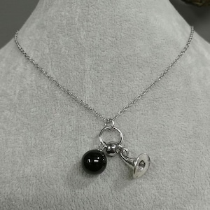 Wicked Necklace Hat Black Stone Gemstone Charm Necklace Adjustable Stainless-Steel Non-Tarnish Chain Elphaba Necklace Gemstone Witch Hat