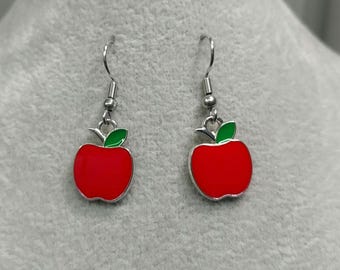 Apple-Ohrringe Nicht anlaufender Chirurgischer Edelstahl-Haken-Ohrringe Apple-Charme-Ohrring Roter Apfel-Ohrringe Lehrer-Apfel-Ohrring Lehrer-Apfel