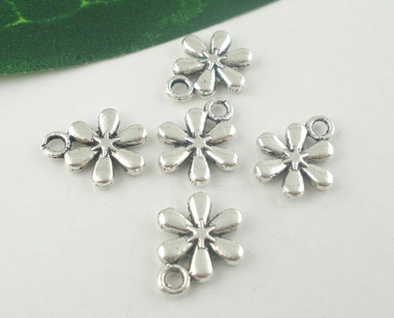 DIY charm Daisy flower charm silver alloy very cute little daisy flower charms pack of 10 jewelry making embellishment gift tie on DIY charm Daisy flower charm silver alloy very cute little daisy flower charms pack of 10 jewelry making embellishment gift tie on