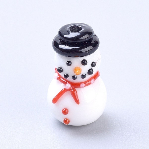 Mignon petit ensemble de 4 perles de bonhomme de neige au chalumeau pour créer vos propres boucles d'oreilles, bracelets, embellissements