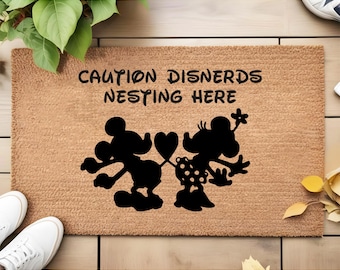 Vorsicht Disners Nesting Here Kokosmatten - Disney Thema Fußmatten - Mickey und Minnie Fußmatte - Mickey Willkommen Matte - Mickey Mouse Fußmatte