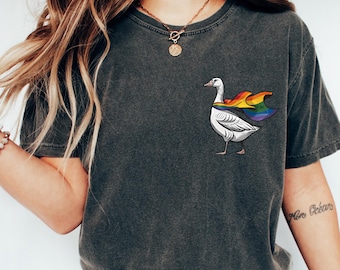 Rainbow Goose Pride T-Shirt: Retro LGBTQ Comfort Tee