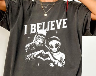 Camiseta gráfica de Pie Grande y Alien: Sudadera divertida con cuello redondo sobrenatural