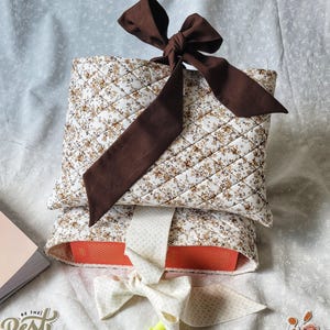 Bible Sleeve with Bow, Christian Bible Sleeve, Handmade Bible Cover, Quilted Bible Sleeve, Padded Bible Pouch, Bible Cover with Bow, Sleeves