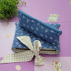 Bow Bible Sleeve, Christian gift for women, Quilted bible Cover, Gift for Women, Bible Sleeve with Bow, Bible Accessories, Bible Box Cover,