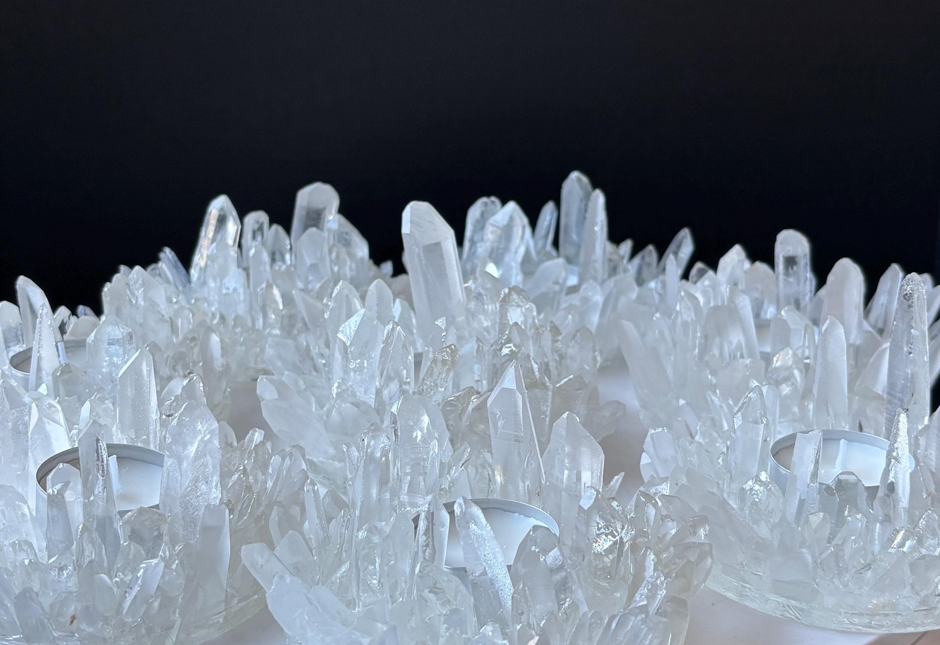 ブラジル産クォーツポイントキャンドルホルダー：天然水晶標本、ガラス