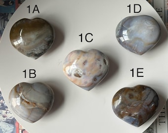 Coeur en cristal à découper en jaspe océan - Naturel et sculpté à la main - Coeurs gonflés en jaspe