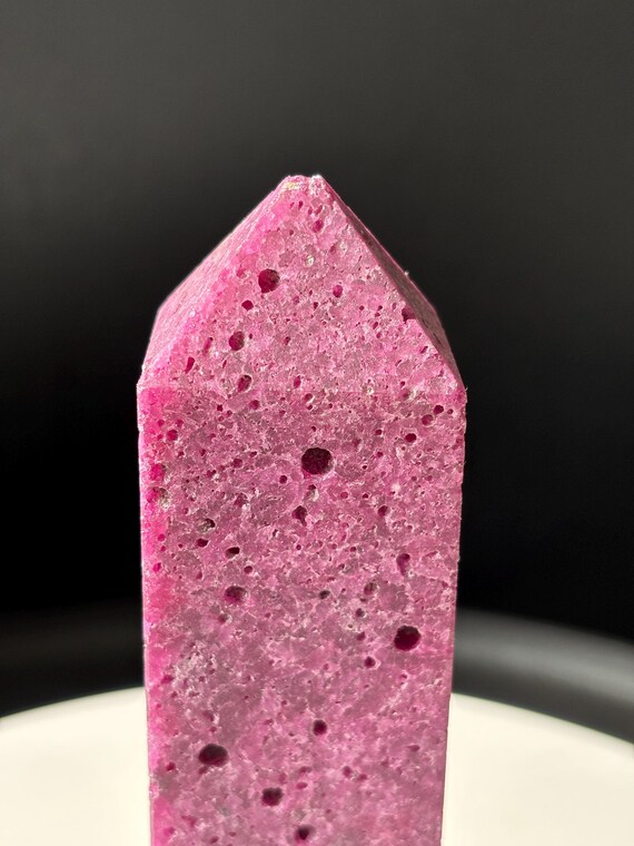 Ruby様ピンクオパールBIGリボンNo.1897 Honeycomb Ruby Tower: UV Reactive Crystal Obelisk - Home Decor - Etsy