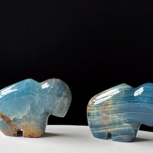 Hand Carved Blue Onyx Zuni Bison: Top Grade Onyx Buffalo, Home Decor