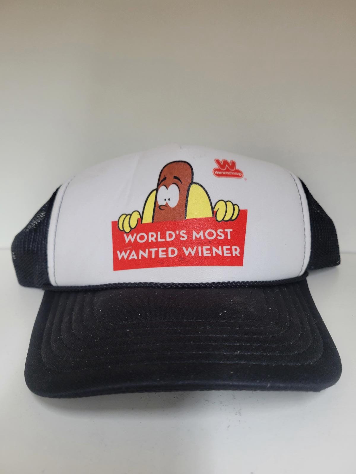Wienerschnitzel Trucker Hat - World display picture 1