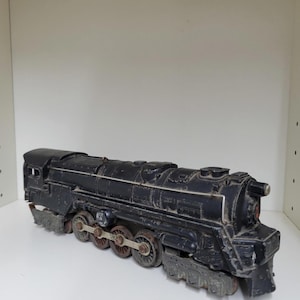 Lionel Vintage Steam Locomotive Model 671