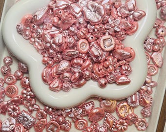 Vintage Pearl Rainbow Acrylic Beads: Mixed Sizes for DIY Crafts